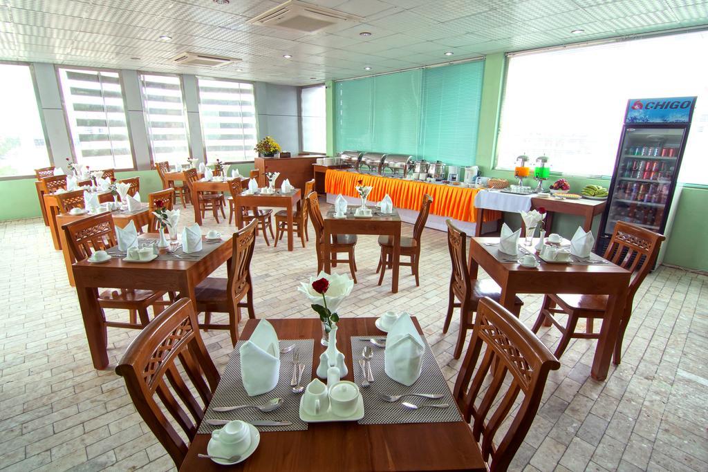 Hotel A1 Mandalay Buitenkant foto